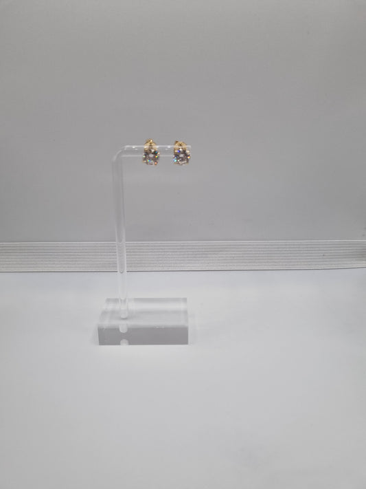 2ct each IGI Certified Star Lab-Grown Diamond Stud Earrings in 18K Yellow Gold, 4.0ctw, Gold weight: approx. 2.8g